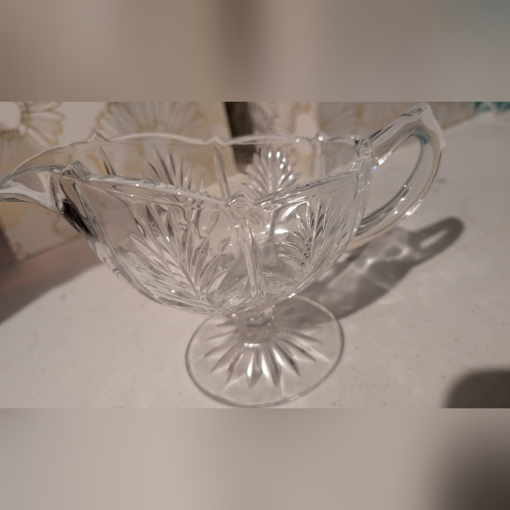 crystal gravy boat dish